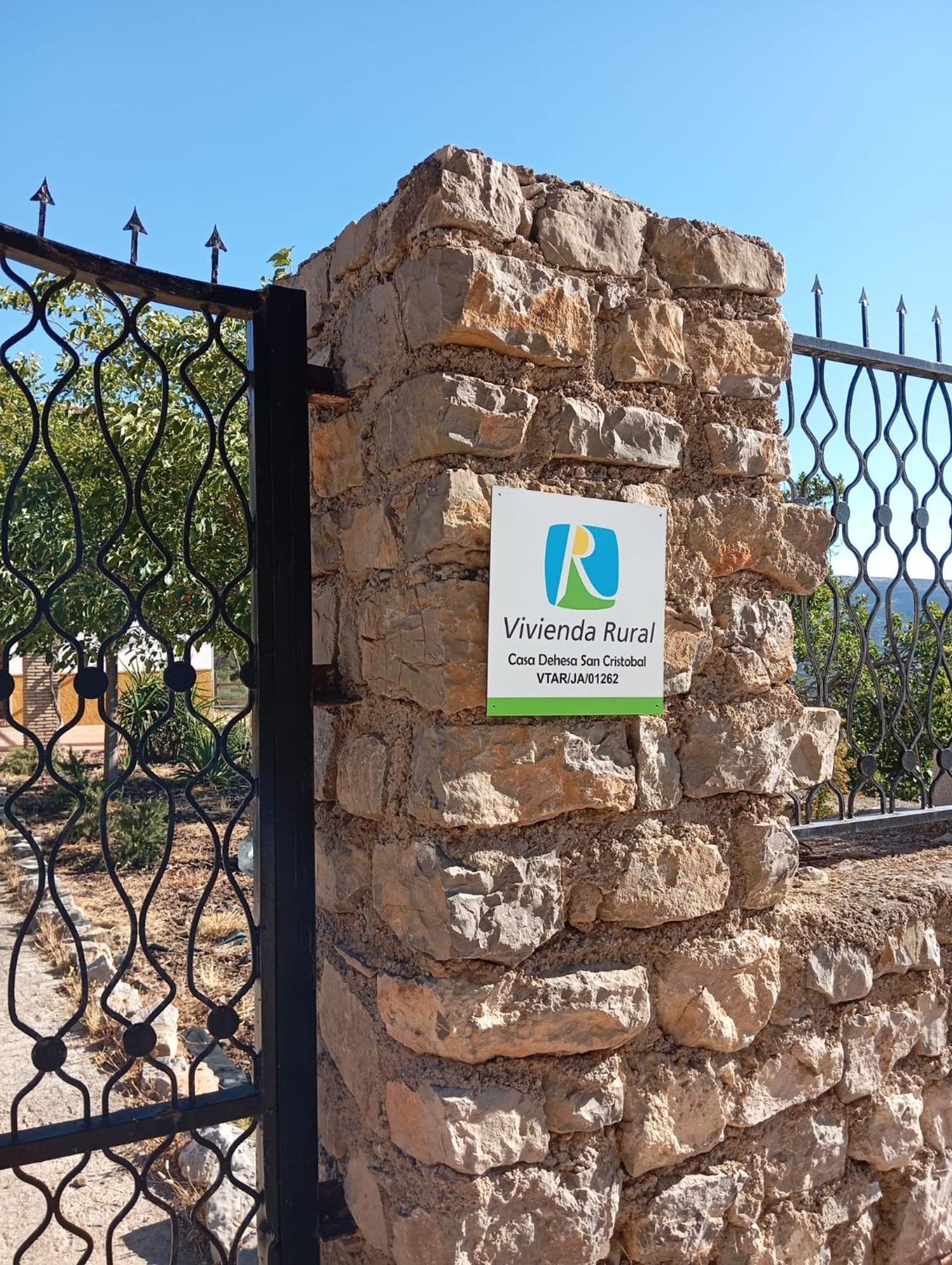 Casa Dehesa San Cristobal, Jaen Villa ภายนอก รูปภาพ